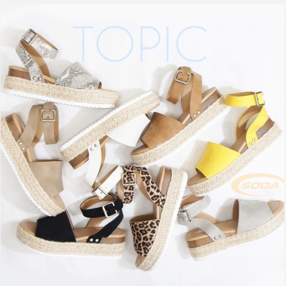 Soda Topic Gray Espadrille Stud Flatform Sandal - Picture 9 of 9